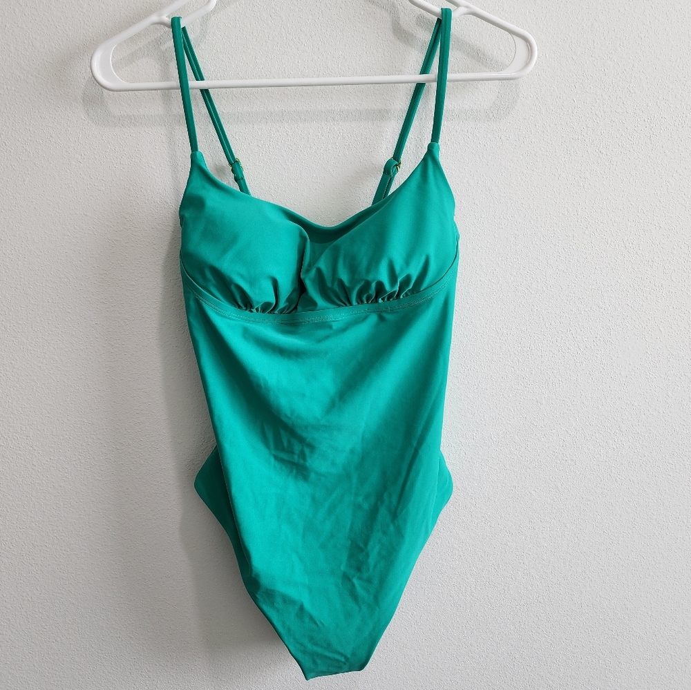 Vibrant Green Spaghetti Strap Dress